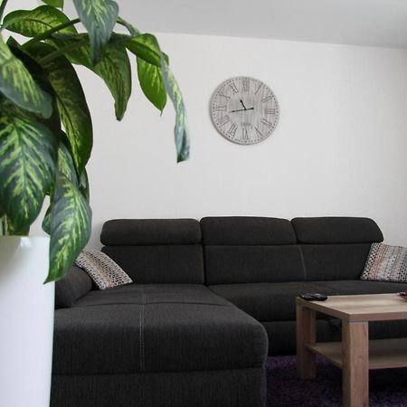 טרייר Geraeumige 4 Zimmer Wohnung An Den Kaiserthermen מראה חיצוני תמונה