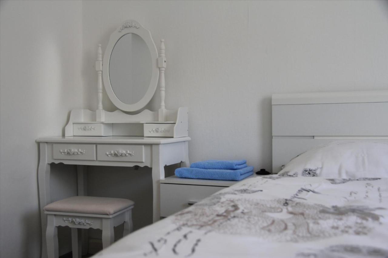 טרייר Geraeumige 4 Zimmer Wohnung An Den Kaiserthermen מראה חיצוני תמונה