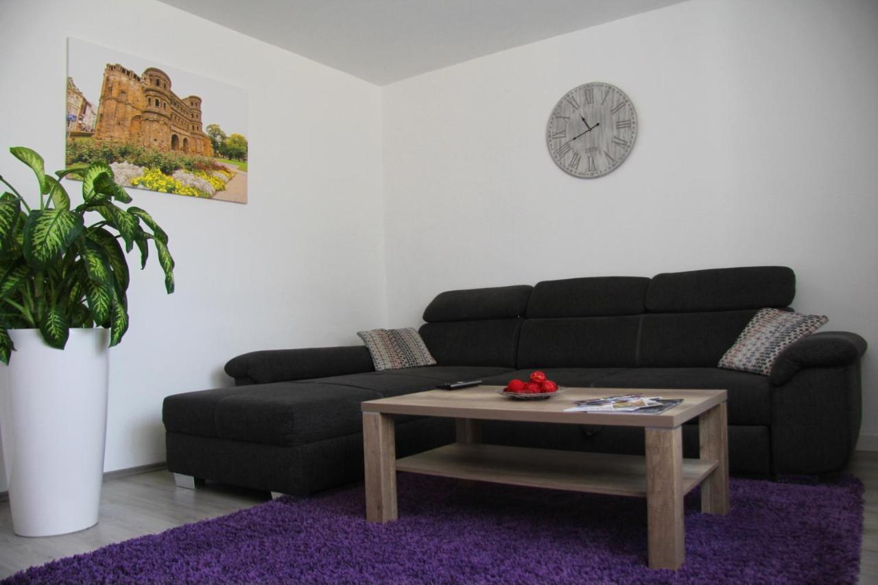 טרייר Geraeumige 4 Zimmer Wohnung An Den Kaiserthermen מראה חיצוני תמונה