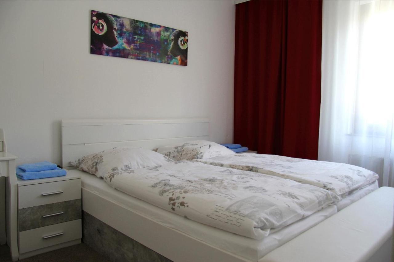 טרייר Geraeumige 4 Zimmer Wohnung An Den Kaiserthermen מראה חיצוני תמונה