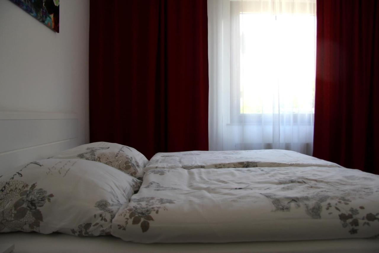 טרייר Geraeumige 4 Zimmer Wohnung An Den Kaiserthermen מראה חיצוני תמונה