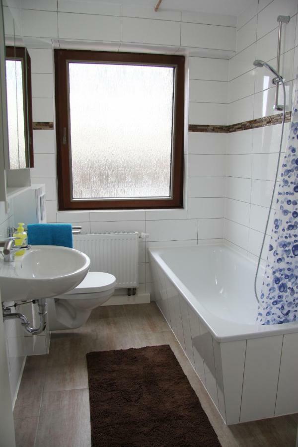טרייר Geraeumige 4 Zimmer Wohnung An Den Kaiserthermen מראה חיצוני תמונה
