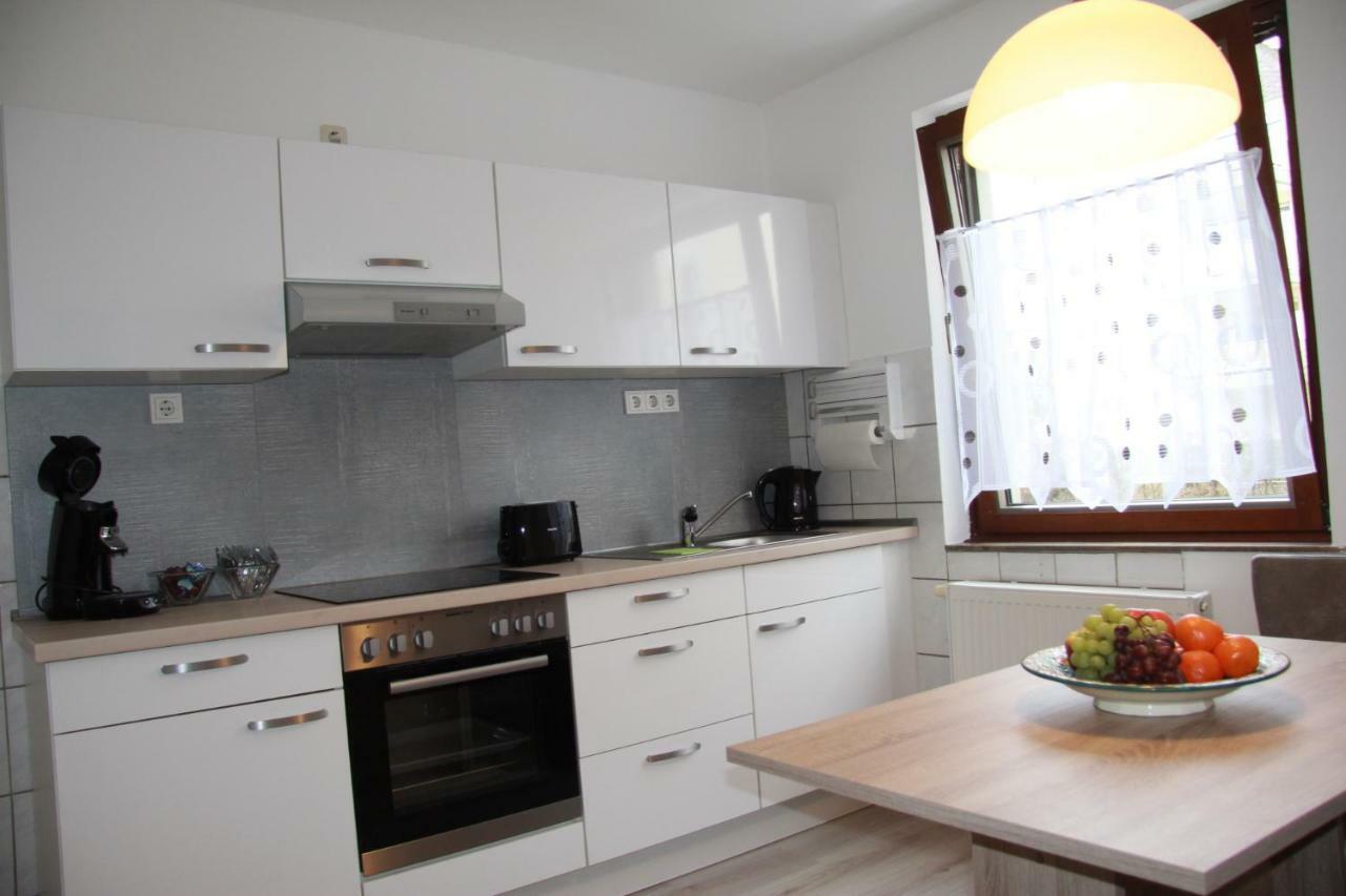 טרייר Geraeumige 4 Zimmer Wohnung An Den Kaiserthermen מראה חיצוני תמונה